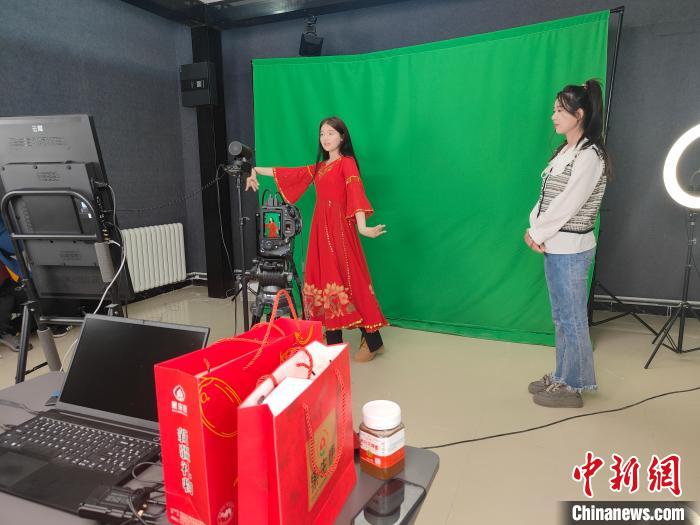 图为博尔塔拉职业技术学院教学场景。 徐金波 摄