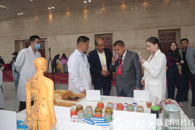 mmexport1760430098319