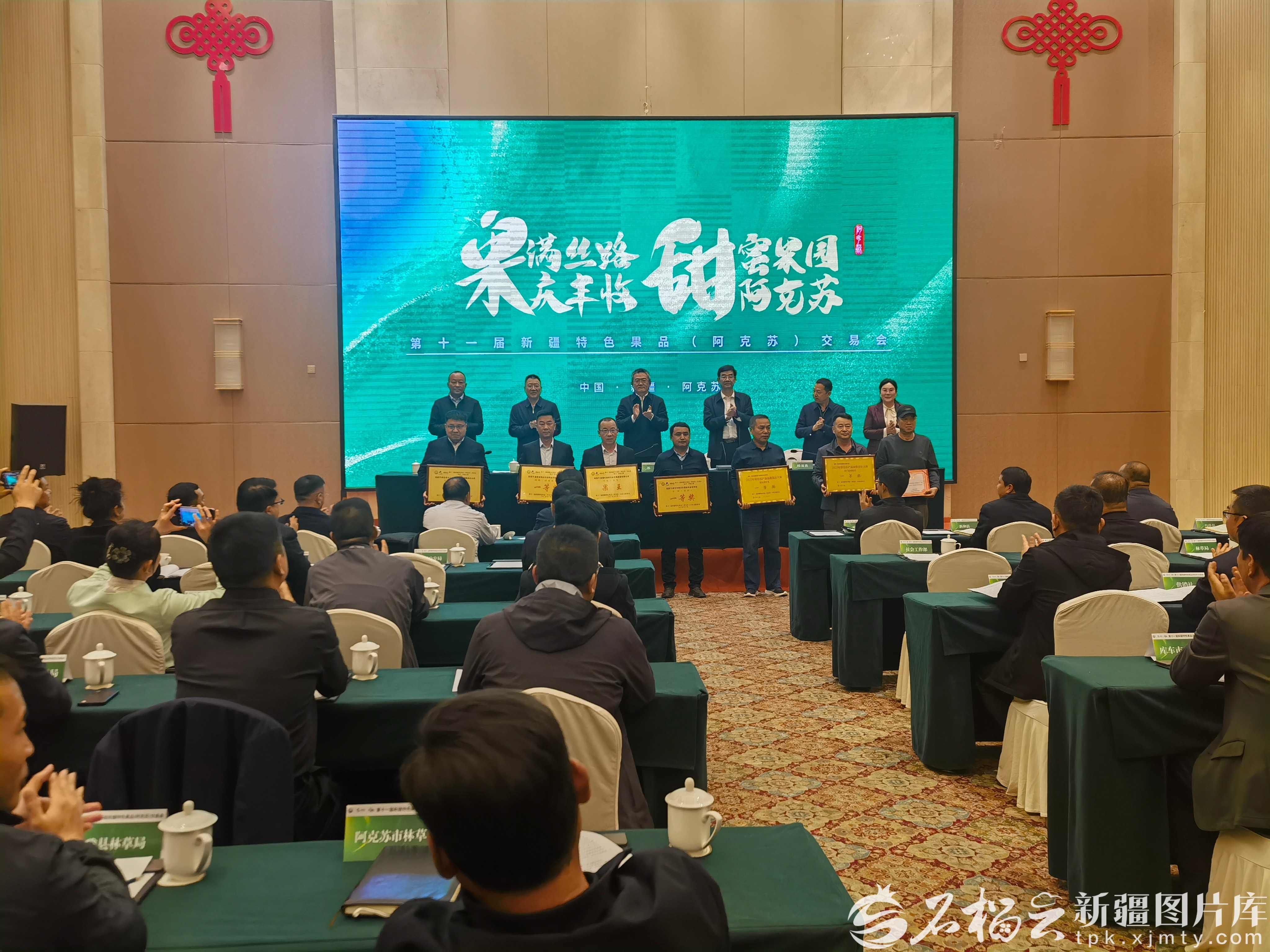 mmexport1760869372388