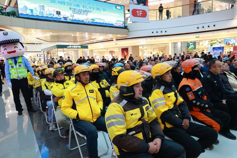 mmexport1764679696303