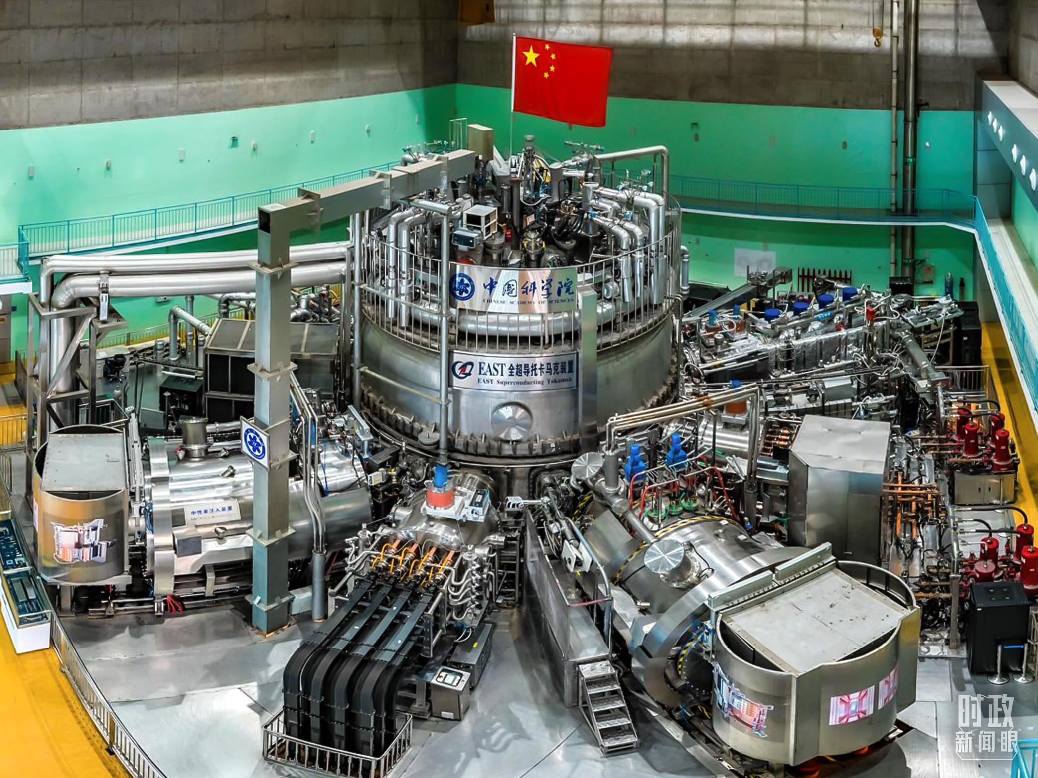 △可控核聚变大科学装置实现“亿度”运行,是2025年度“中国科学十大进展”之一。(图/国家自然科学基金委员会)