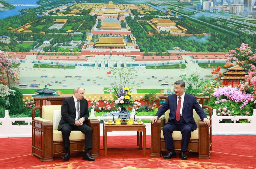 △2026年5月20日晚，习近平主席在北京人民大会堂同俄罗斯总统普京举行茶叙。